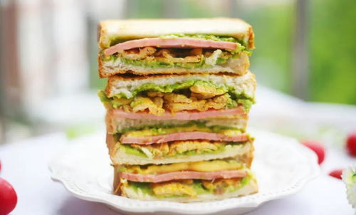 快速制作海参夹心三明治指南，三明治：美味与健康的完美结合！